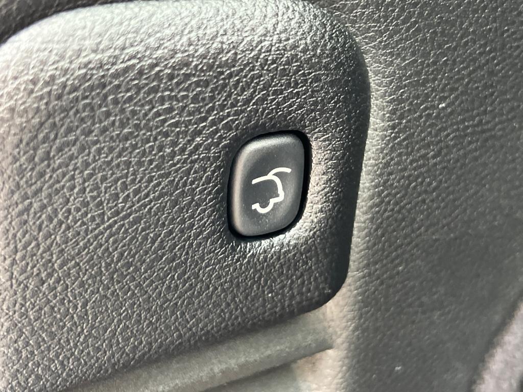 used 2014 Jeep Grand Cherokee car, priced at $10,244