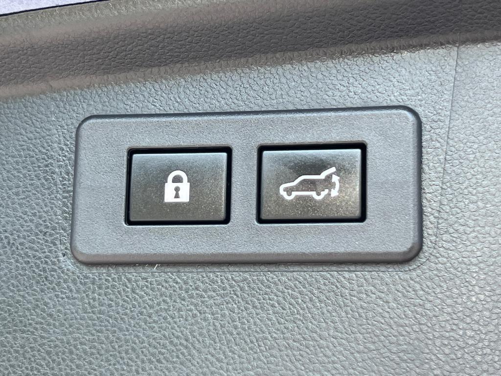 used 2020 Subaru Outback car, priced at $15,486