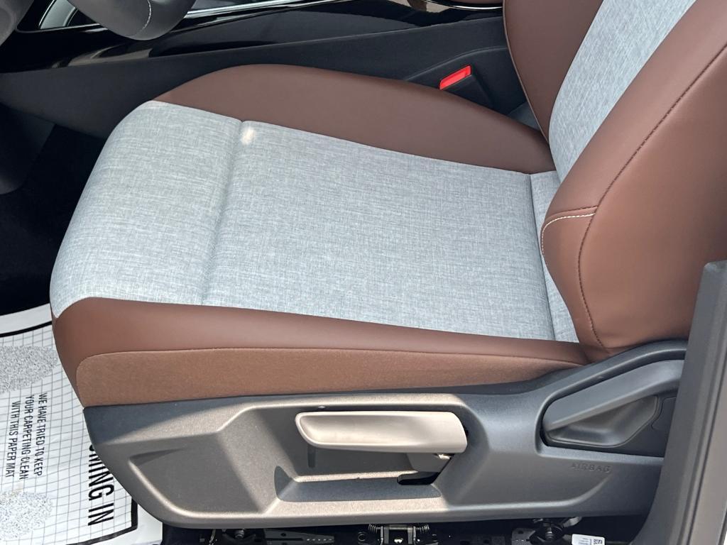 new 2025 Volkswagen ID.4 car, priced at $44,410