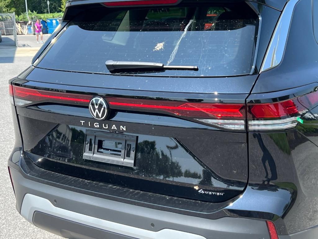 new 2025 Volkswagen Tiguan car, priced at $30,172