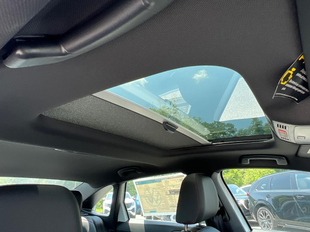new 2025 Volkswagen Jetta GLI car