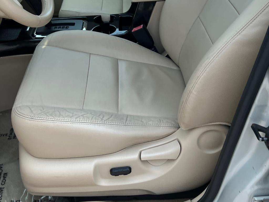 used 2009 Ford Escape car, priced at $6,746