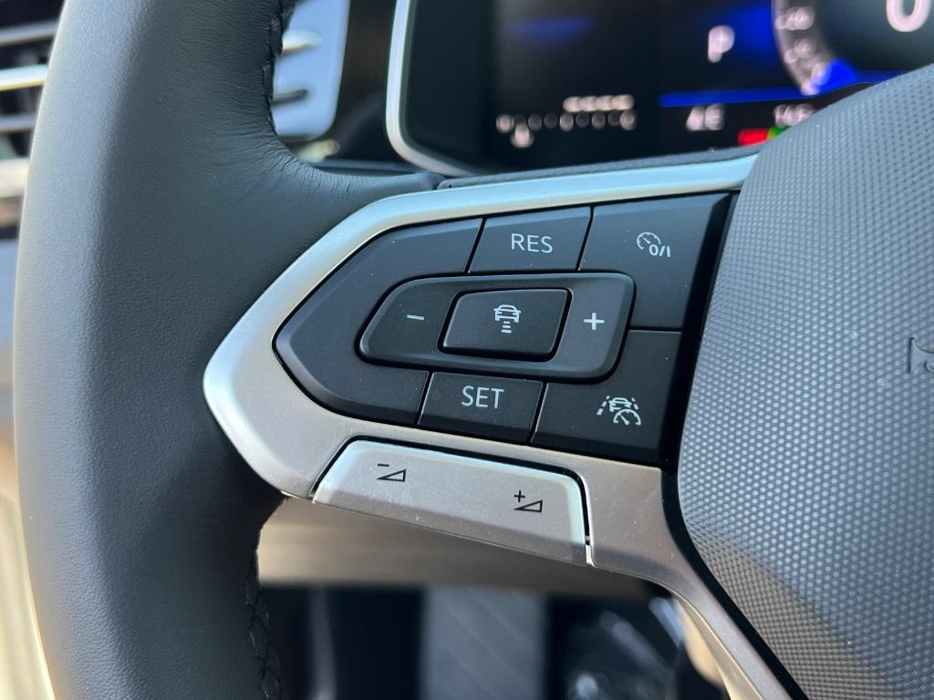 new 2025 Volkswagen Jetta car