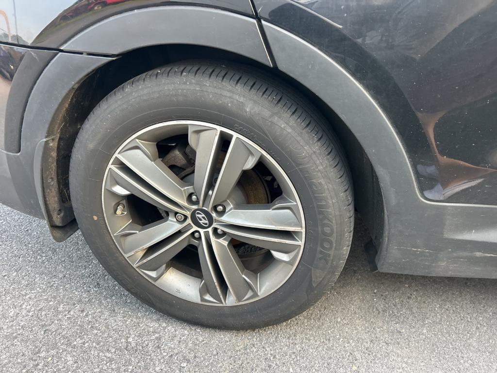 used 2014 Hyundai Santa Fe car, priced at $8,699