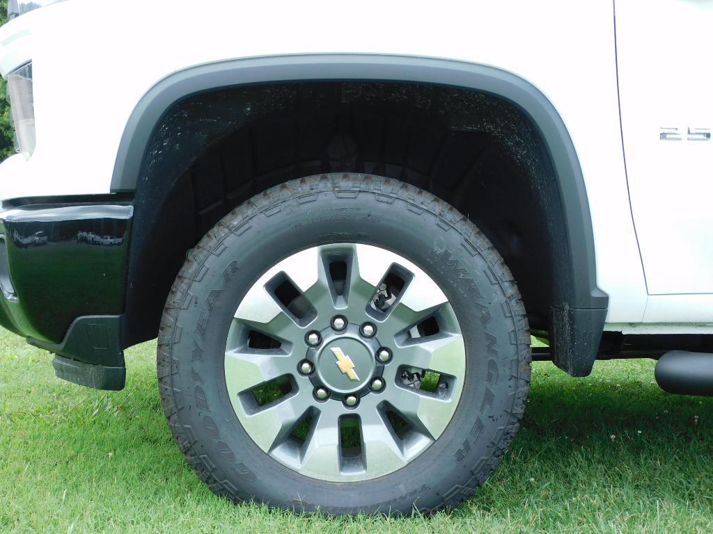 new 2025 Chevrolet Silverado 2500 car, priced at $56,960