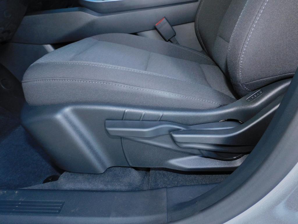 new 2026 Chevrolet Equinox car, priced at $30,987