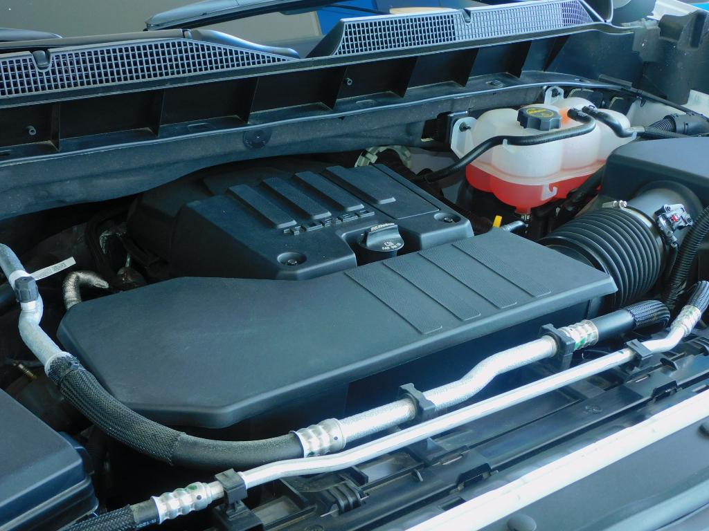 used 2025 Chevrolet Silverado 1500 car, priced at $39,987