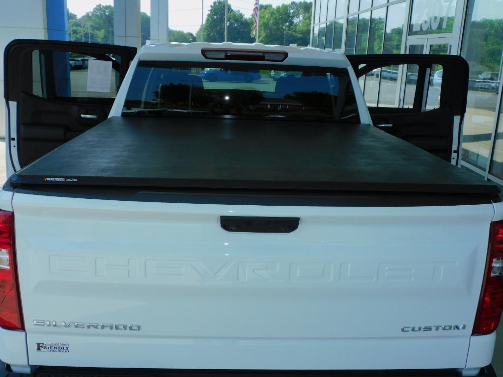 used 2025 Chevrolet Silverado 1500 car, priced at $39,987