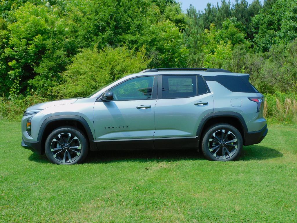 new 2026 Chevrolet Equinox car, priced at $36,185