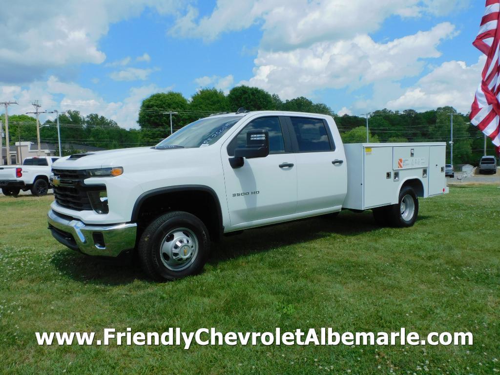 new 2025 Chevrolet Silverado 3500 car, priced at $56,253