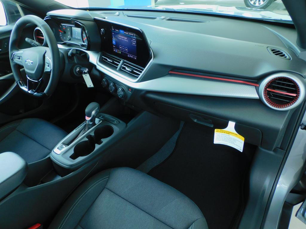 new 2025 Chevrolet Trax car, priced at $24,425