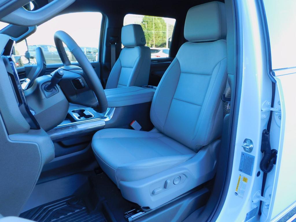 new 2025 Chevrolet Silverado 2500 car, priced at $66,987