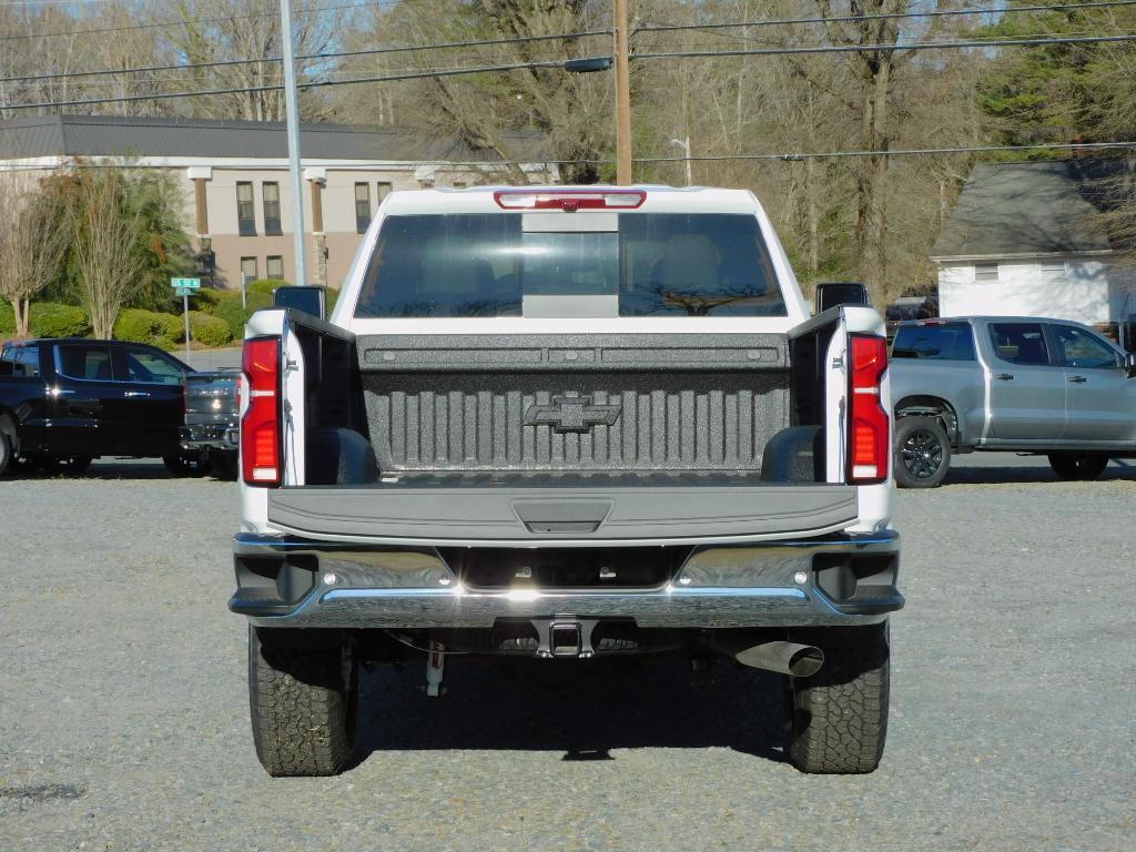 new 2025 Chevrolet Silverado 2500 car, priced at $66,987