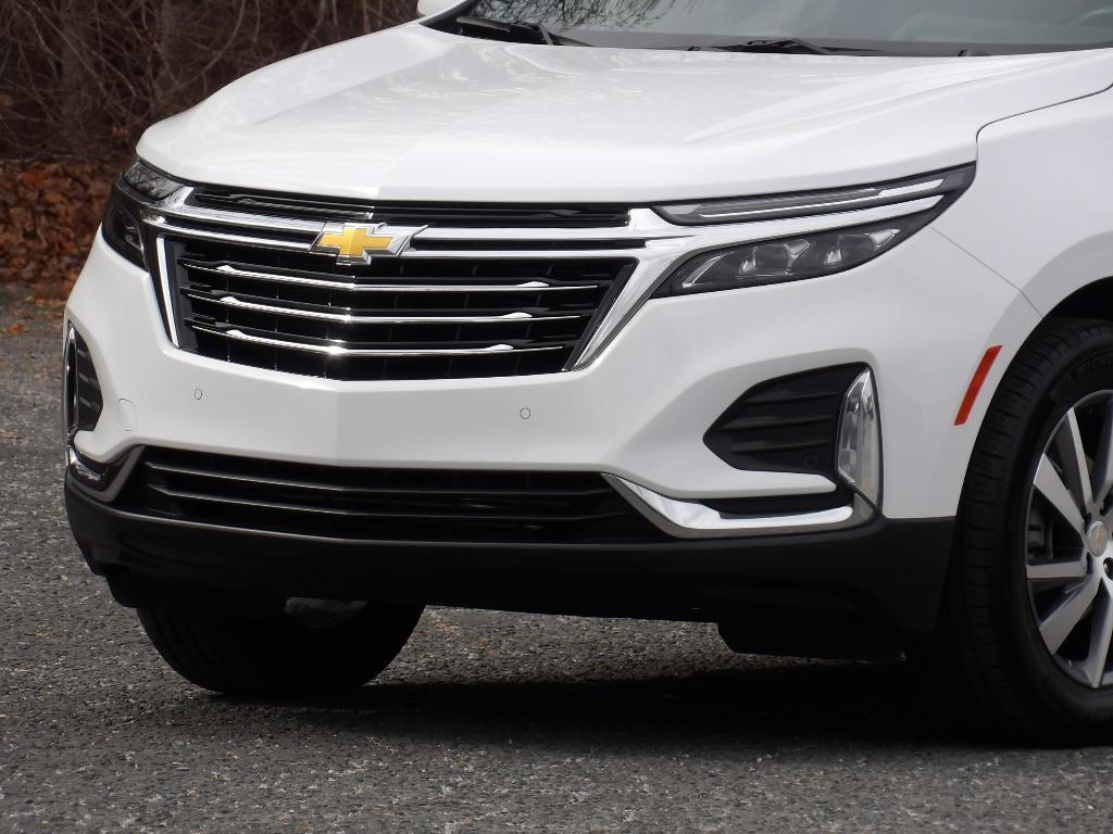 used 2024 Chevrolet Equinox car, priced at $30,000