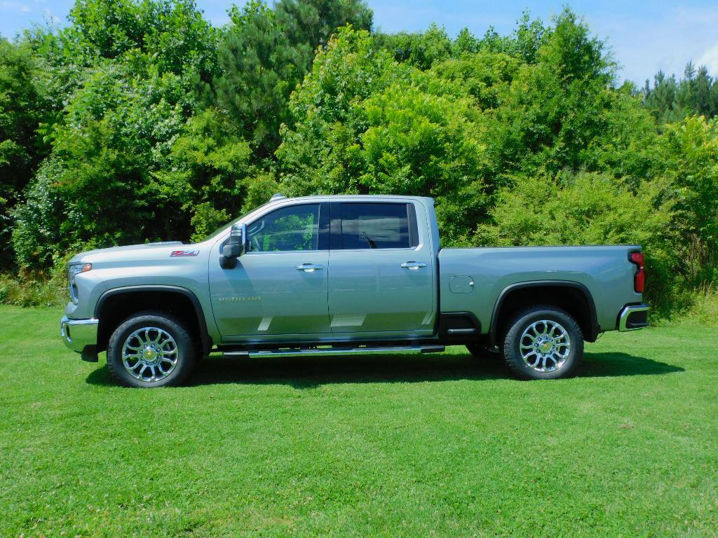 new 2025 Chevrolet Silverado 2500 car, priced at $79,555