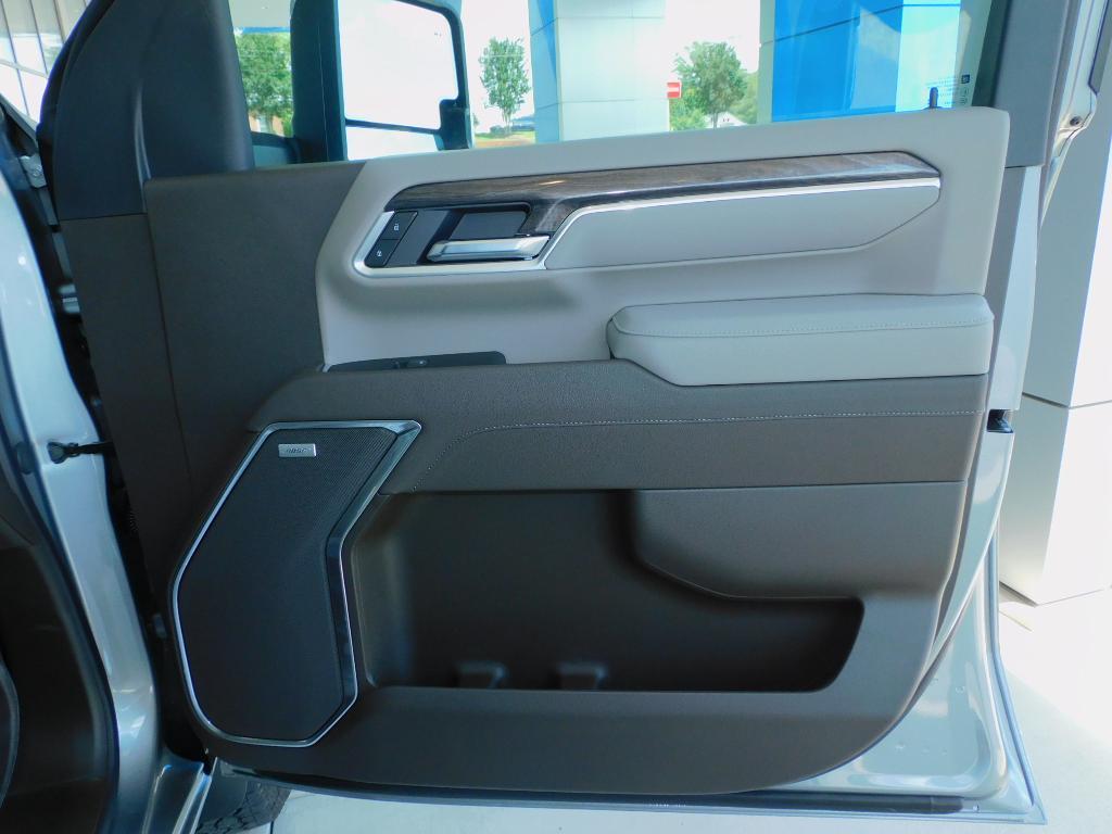 new 2025 Chevrolet Silverado 2500 car, priced at $79,555
