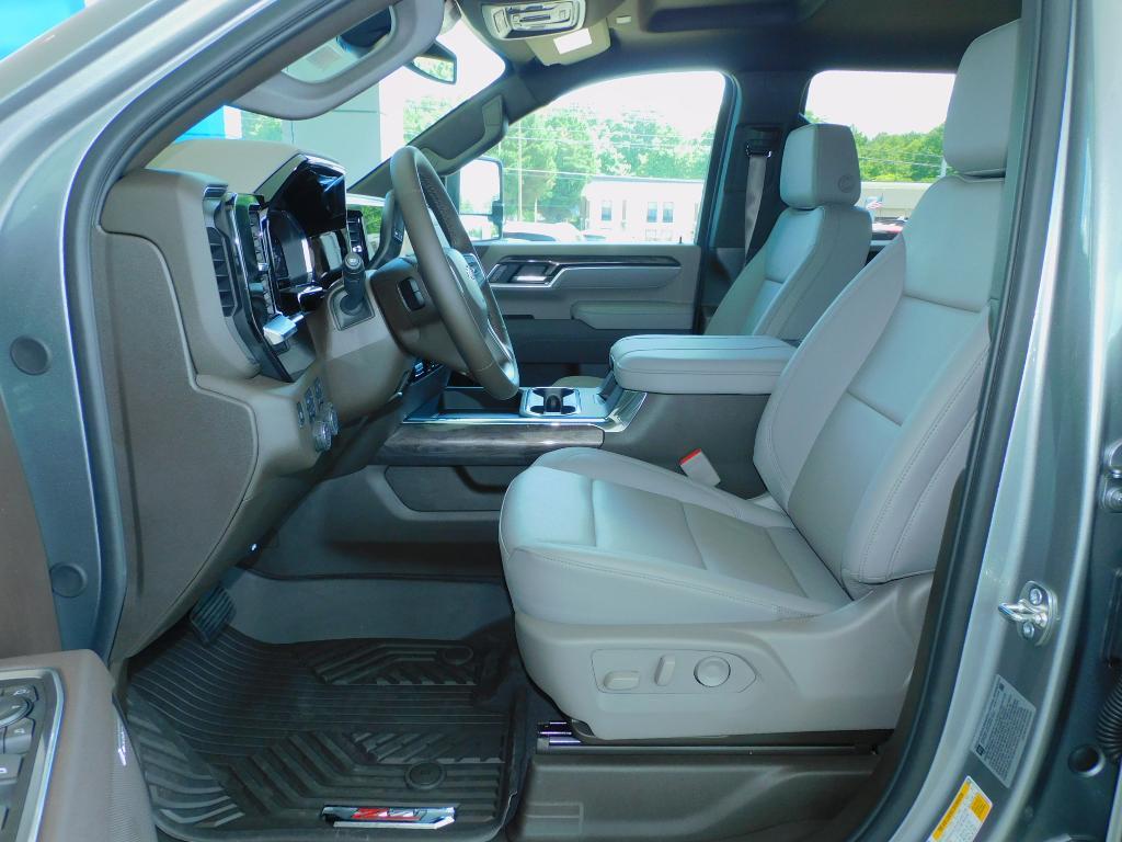 new 2025 Chevrolet Silverado 2500 car, priced at $79,555