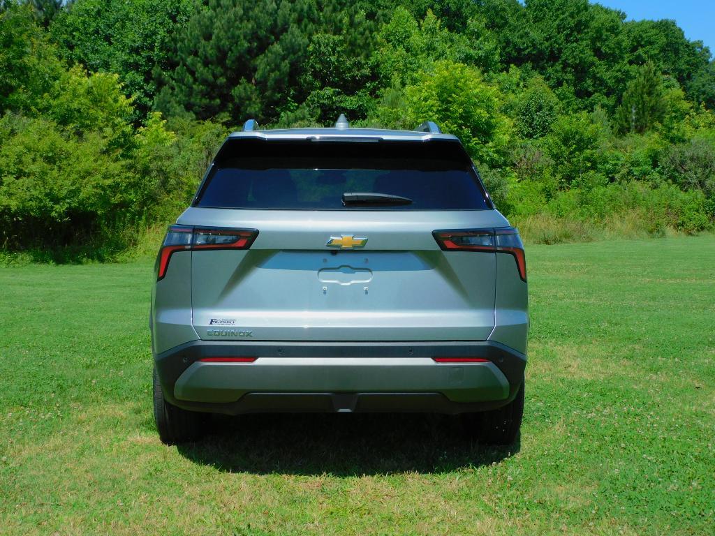new 2026 Chevrolet Equinox car, priced at $31,935
