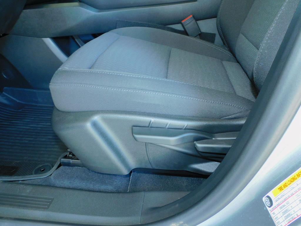 new 2026 Chevrolet Equinox car, priced at $31,935
