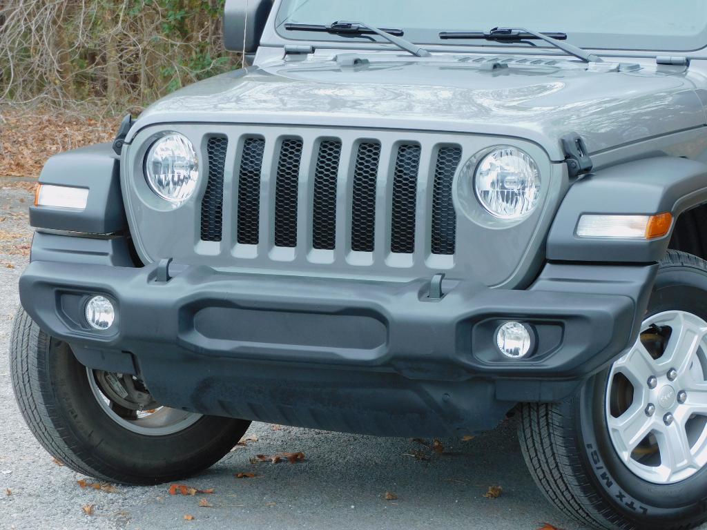 used 2021 Jeep Wrangler Unlimited car, priced at $32,987