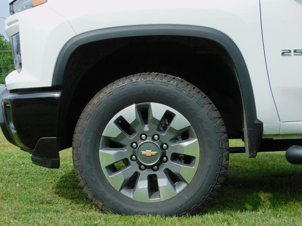 new 2025 Chevrolet Silverado 2500 car, priced at $55,975