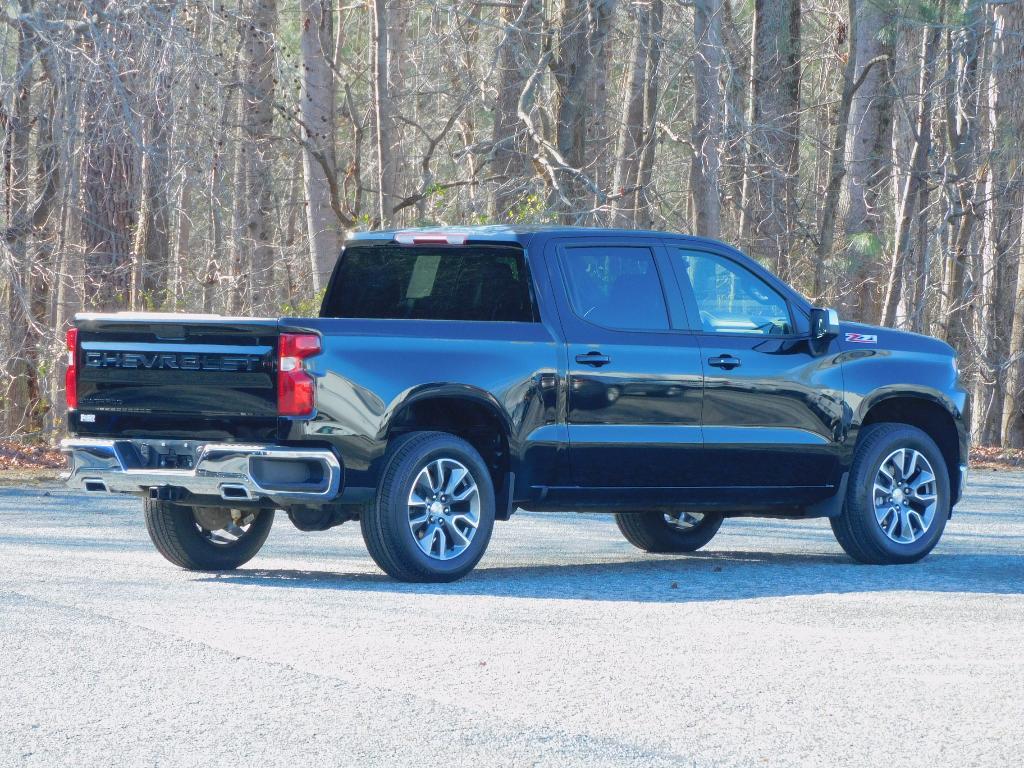 used 2022 Chevrolet Silverado 1500 Limited car, priced at $39,987