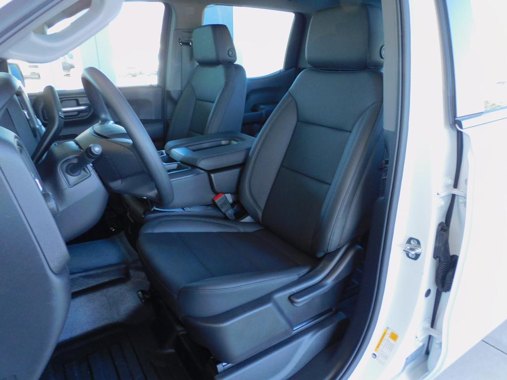new 2026 Chevrolet Silverado 1500 car, priced at $40,820