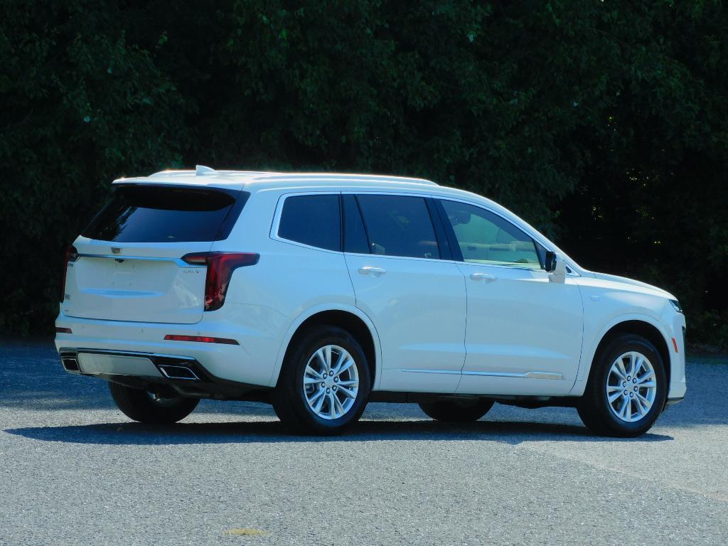 used 2023 Cadillac XT6 car, priced at $39,987