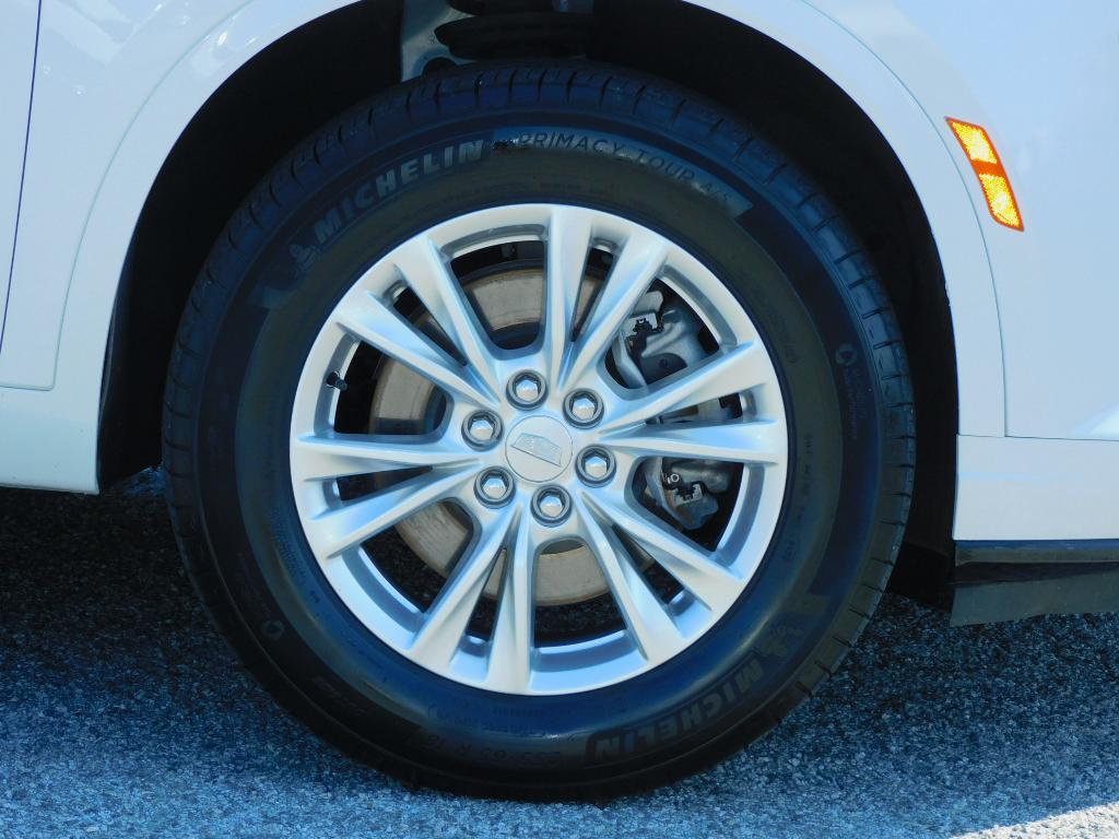 used 2023 Cadillac XT6 car, priced at $39,987