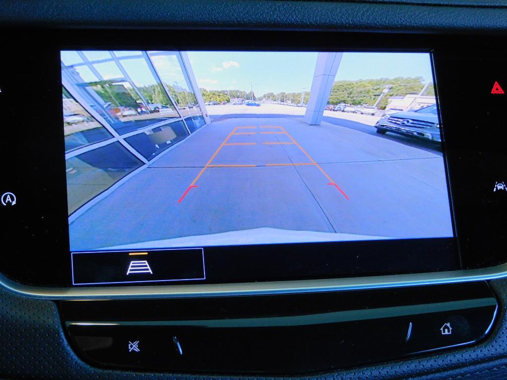 used 2023 Cadillac XT6 car, priced at $39,987