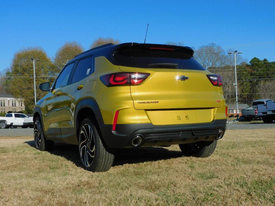 new 2025 Chevrolet TrailBlazer car, priced at $29,640