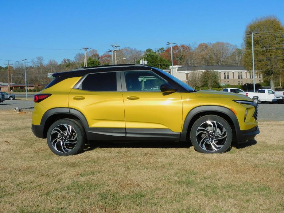 new 2025 Chevrolet TrailBlazer car, priced at $29,640