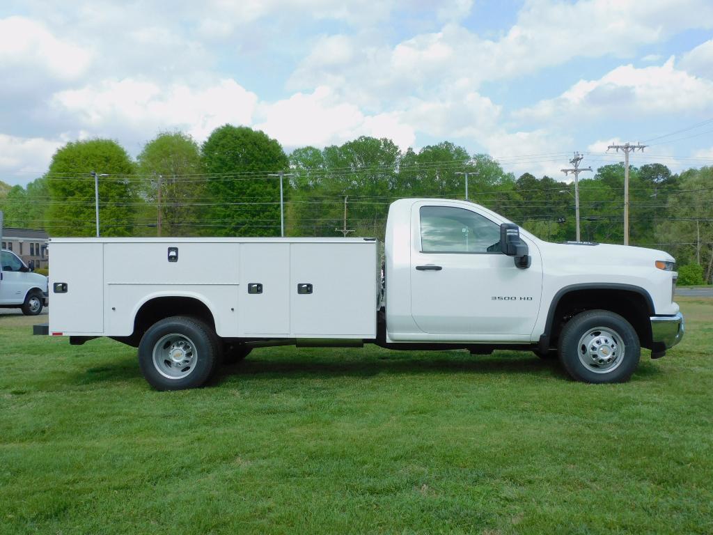 new 2025 Chevrolet Silverado 3500 car, priced at $52,043
