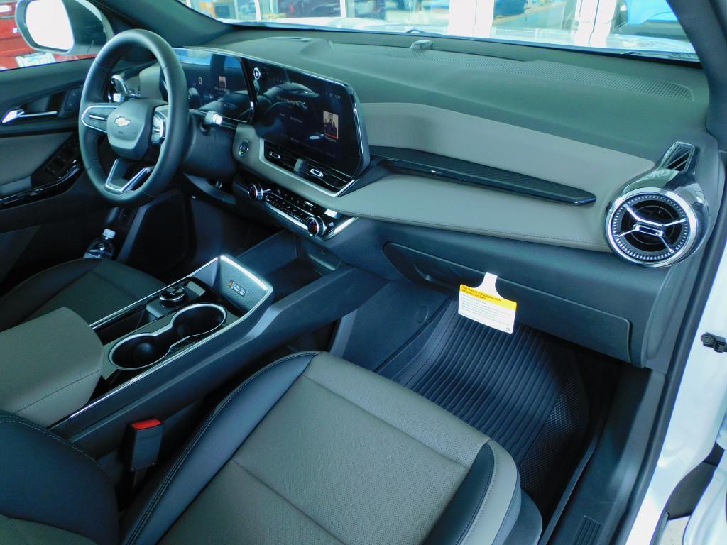 new 2026 Chevrolet Equinox car, priced at $34,280