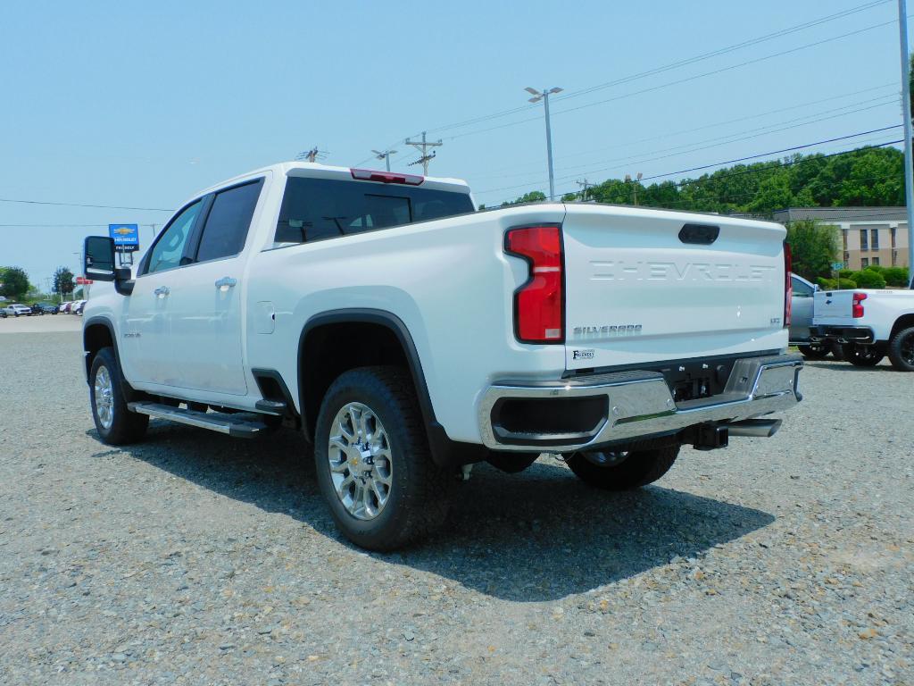 new 2025 Chevrolet Silverado 2500 car, priced at $69,400