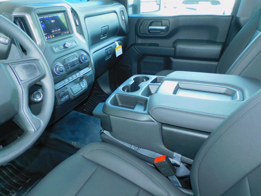 new 2025 Chevrolet Silverado 3500 car, priced at $55,515
