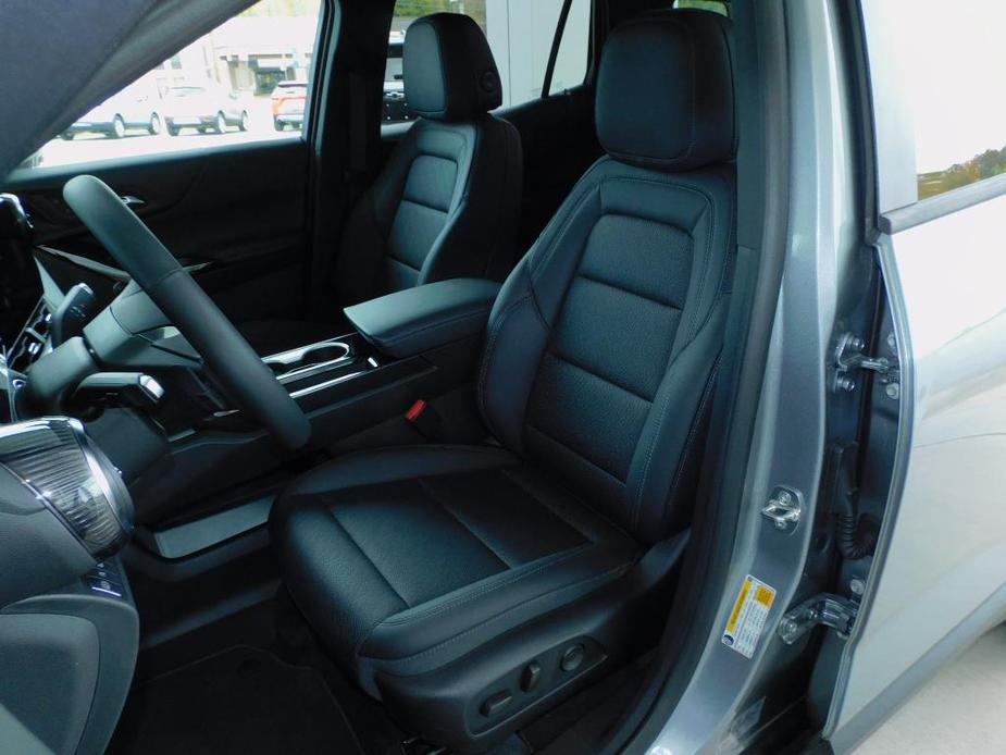 new 2025 Chevrolet Equinox car, priced at $33,270