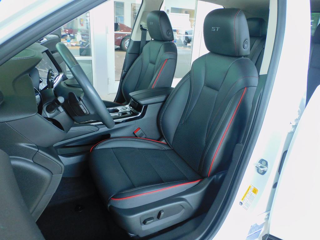 used 2022 Buick Envision car, priced at $29,987