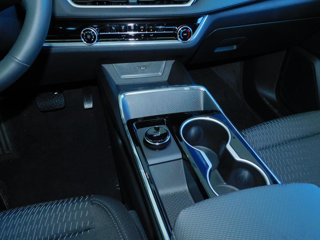 new 2026 Chevrolet Equinox car, priced at $29,987