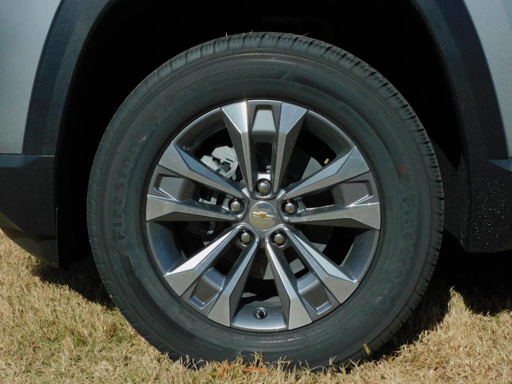 new 2026 Chevrolet Equinox car, priced at $29,987