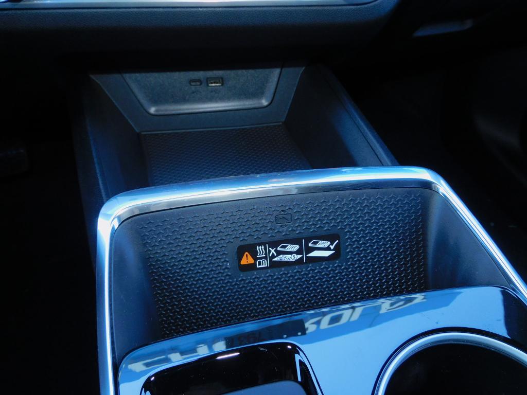 new 2026 Chevrolet Equinox car, priced at $33,040