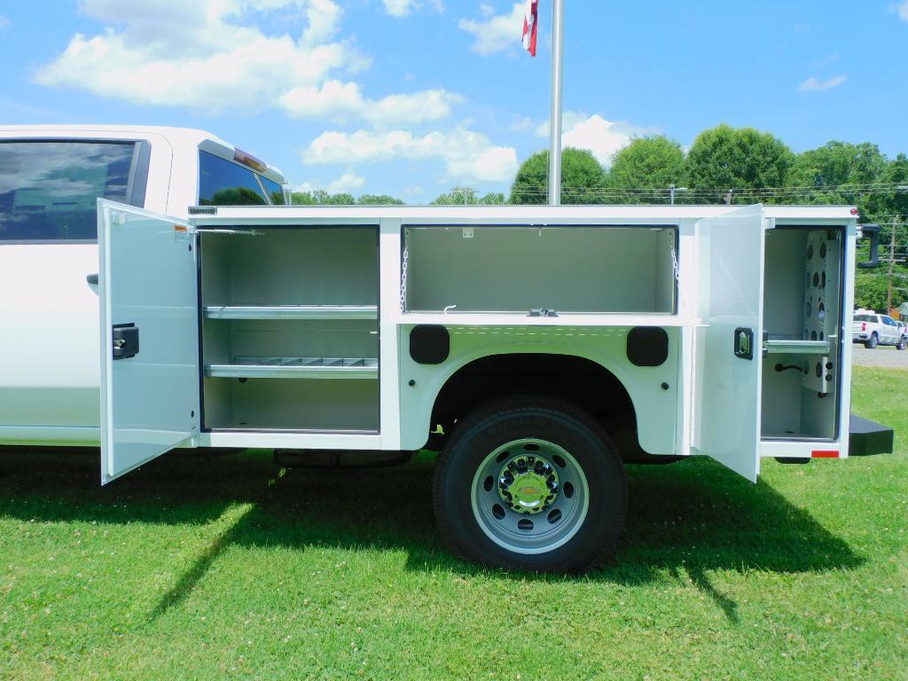 new 2025 Chevrolet Silverado 3500 car, priced at $66,343