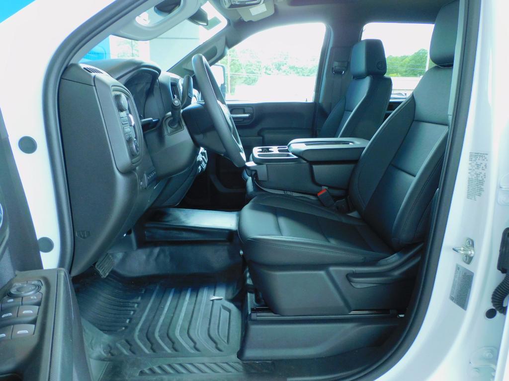 new 2025 Chevrolet Silverado 3500 car, priced at $66,343