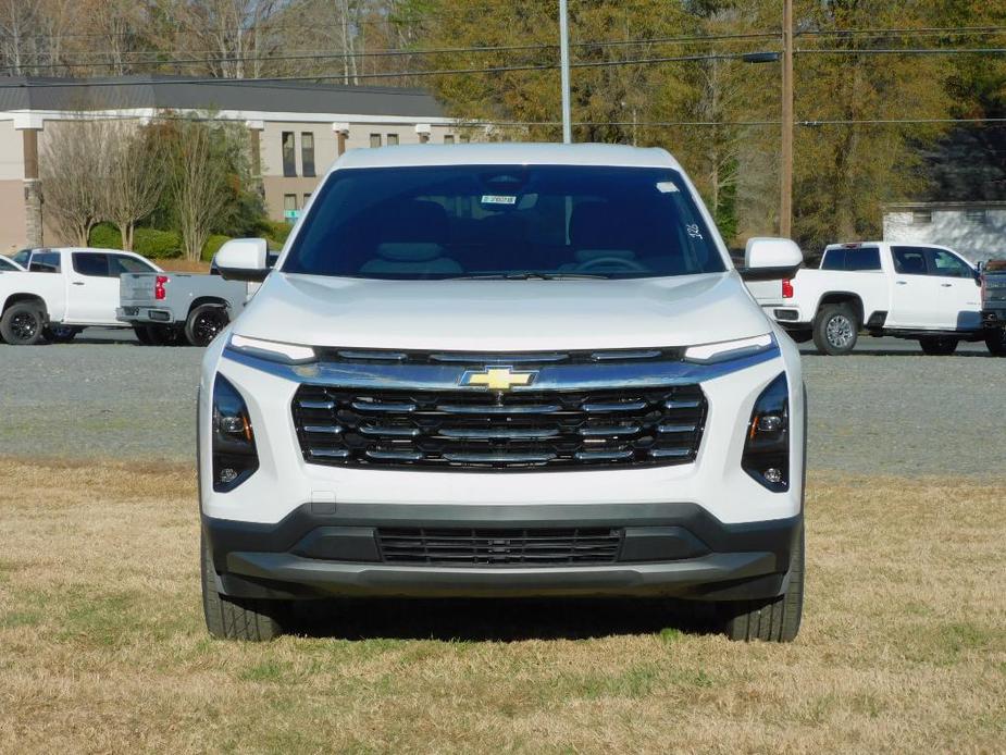 new 2025 Chevrolet Equinox car, priced at $30,687