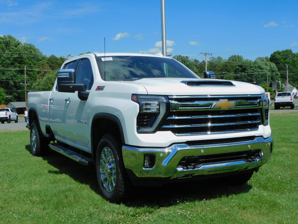 new 2025 Chevrolet Silverado 2500 car, priced at $66,897