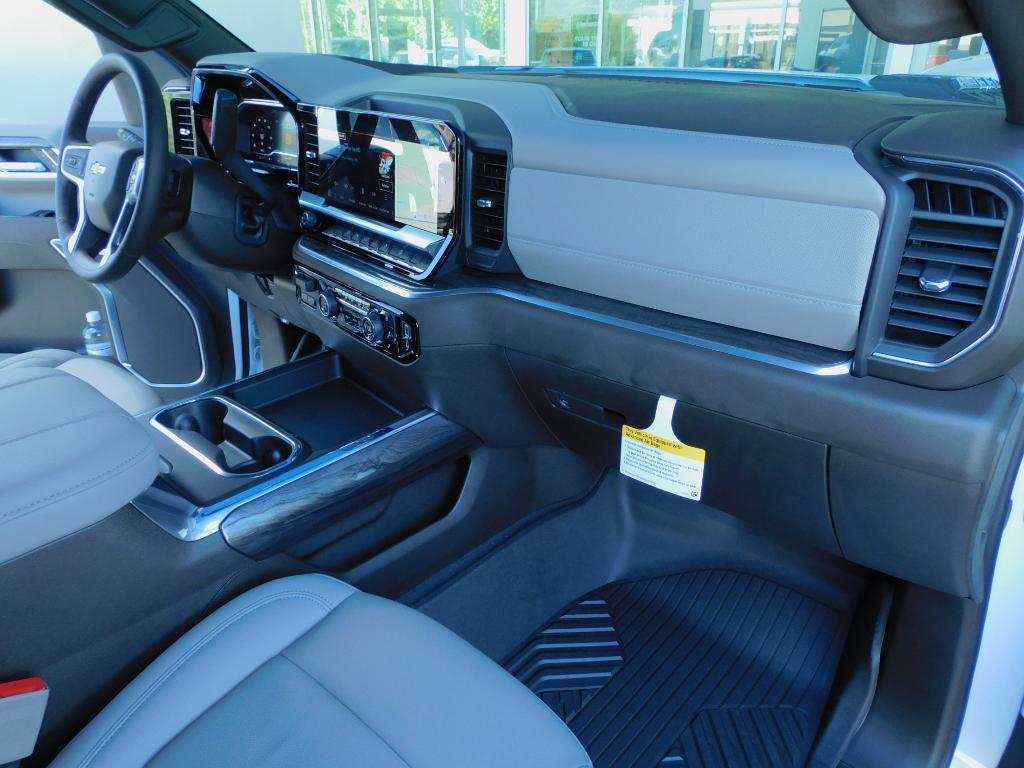 new 2025 Chevrolet Silverado 2500 car, priced at $66,897
