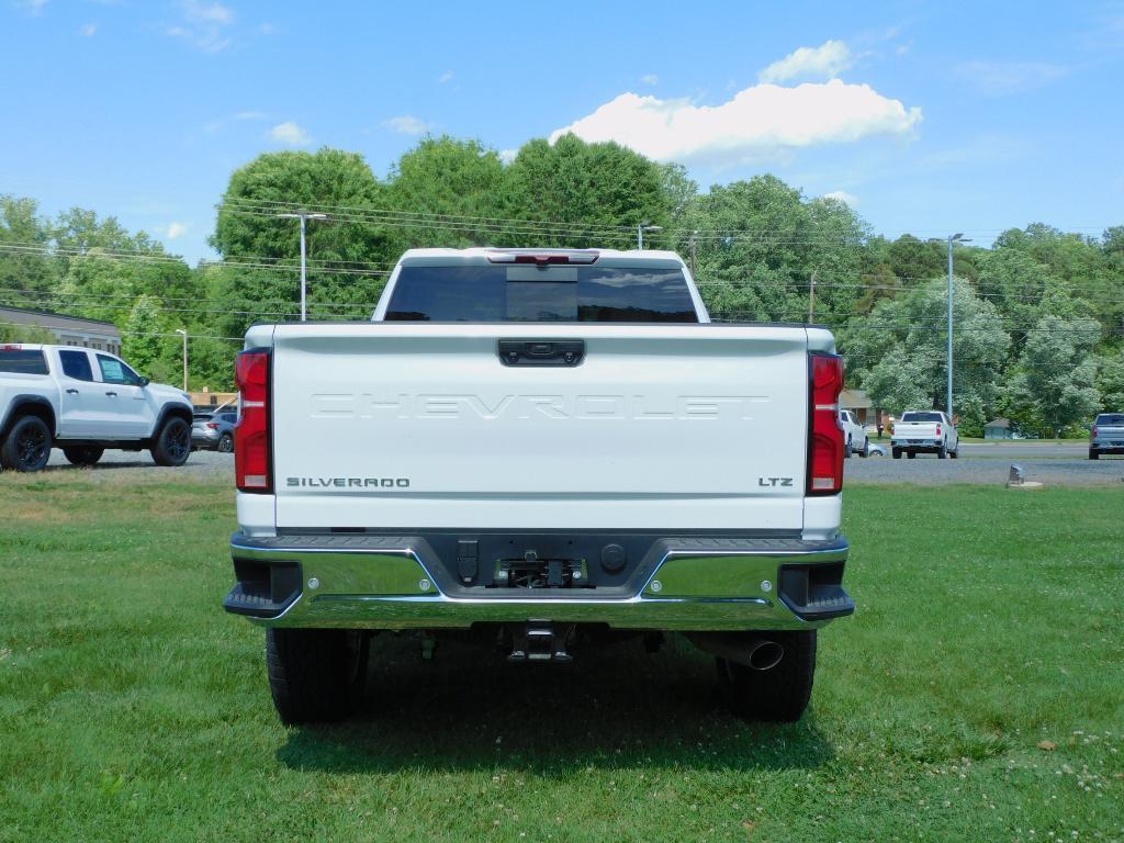 new 2025 Chevrolet Silverado 2500 car, priced at $66,897