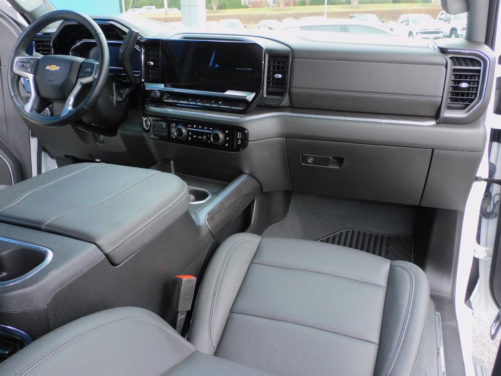 used 2024 Chevrolet Silverado 2500 car, priced at $61,987