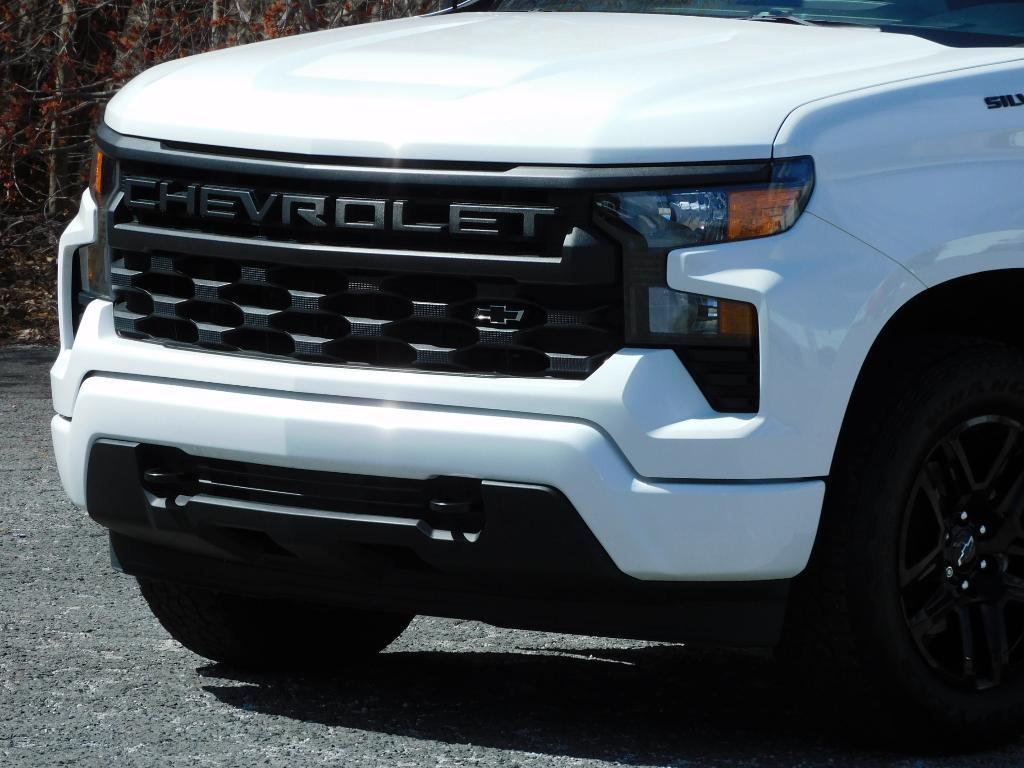 used 2022 Chevrolet Silverado 1500 car, priced at $37,987