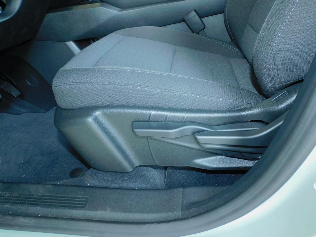 new 2026 Chevrolet Equinox car, priced at $31,535